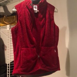 North Face, Size Small, Red sleeveless fleece